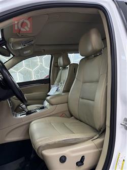 جیپ گراند شیرۆکی